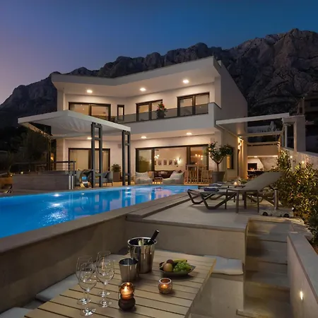 Villa 4br Panoramic View - What'app - 0049-1521-4658-810 - For Reservations! Makarska
